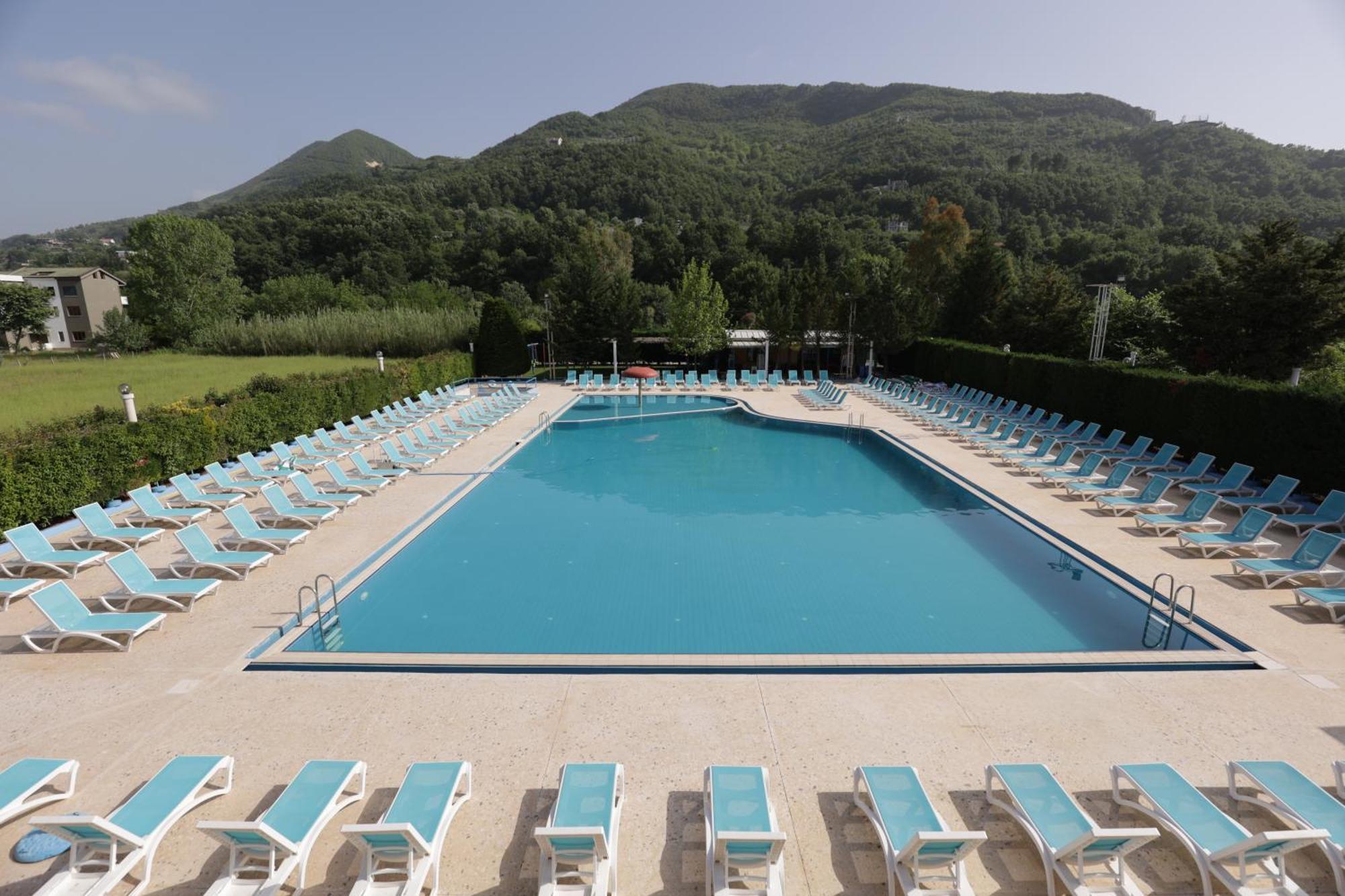 Mema Resort Mirash Kültér fotó