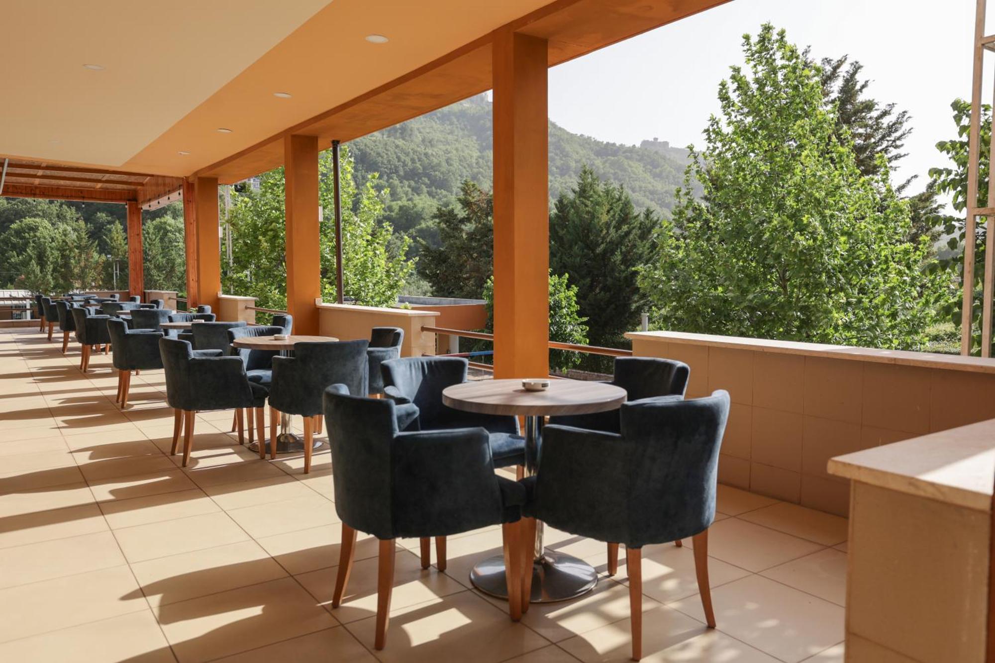 Mema Resort Mirash Kültér fotó