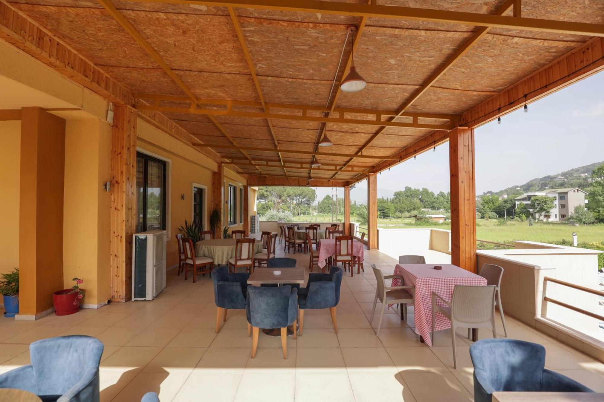 Mema Resort Mirash Kültér fotó