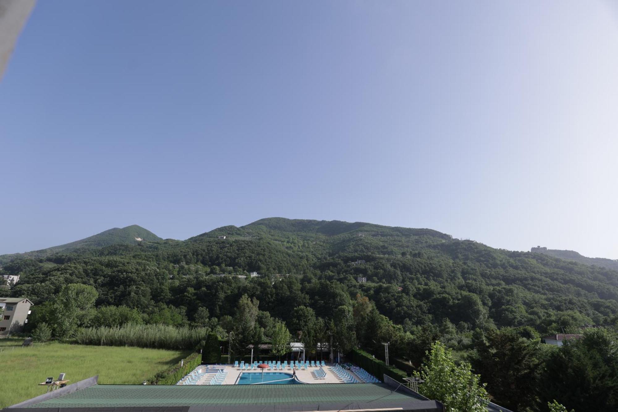 Mema Resort Mirash Kültér fotó