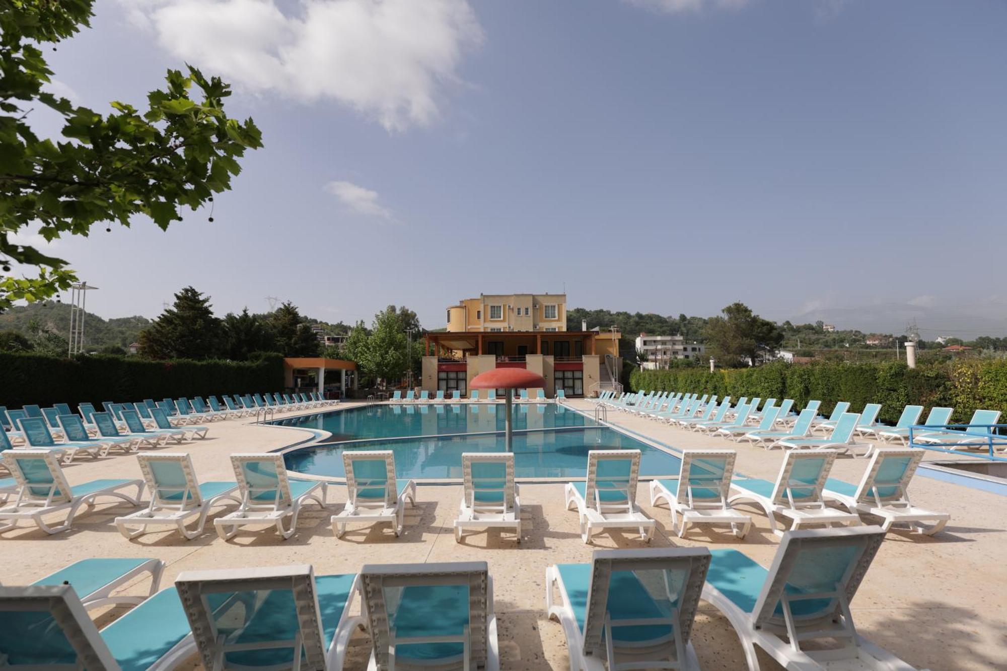 Mema Resort Mirash Kültér fotó