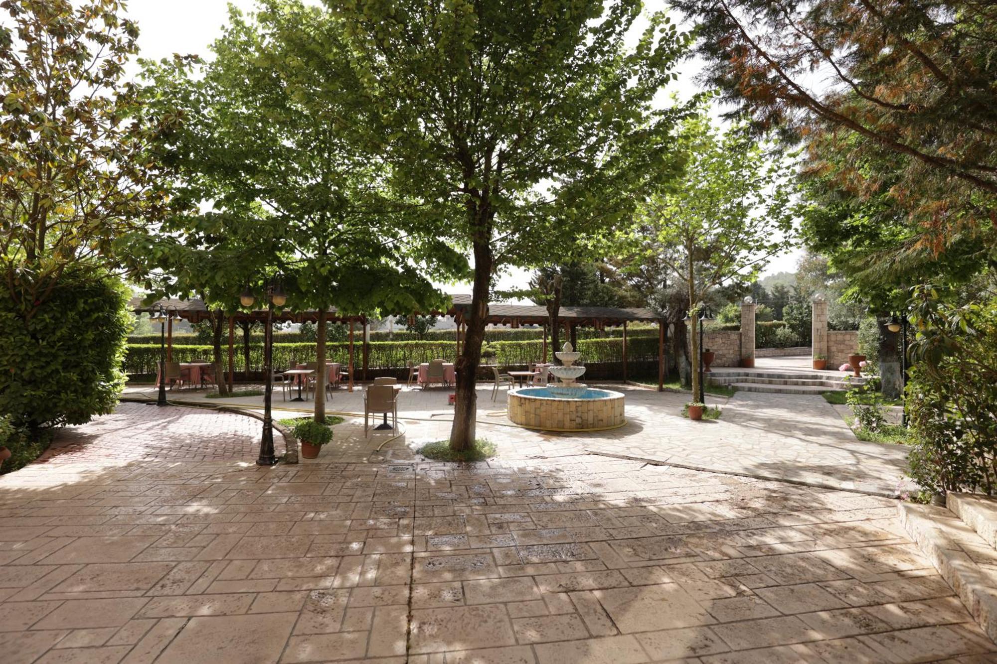 Mema Resort Mirash Kültér fotó